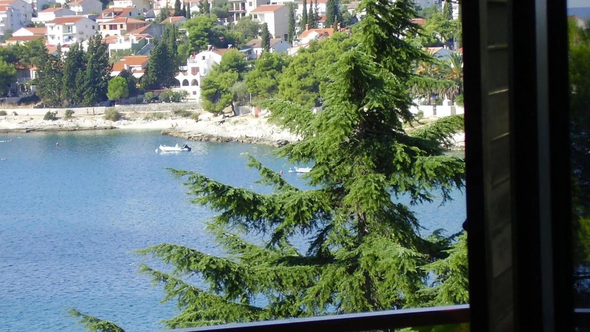Apartments Dane-30M From Sea Trogir